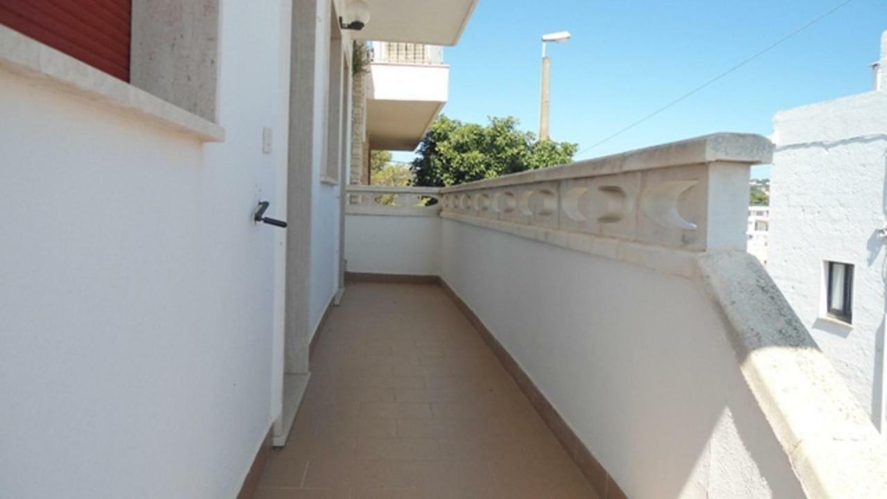 Bilocale Con Spazio Verde Santa Maria di Leuca Exteriör bild